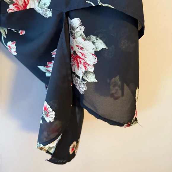 Vintage Womens Floral Iridescent Pearl Button Up Tunic Top Black Red White Sheer - Picture 4 of 5